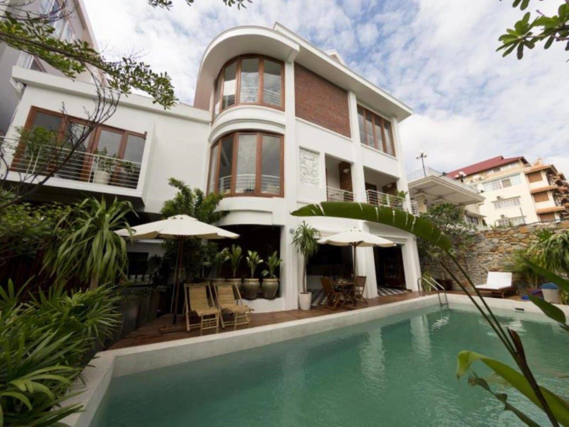 Casa Villa Independence Phnom Penh Exterior foto