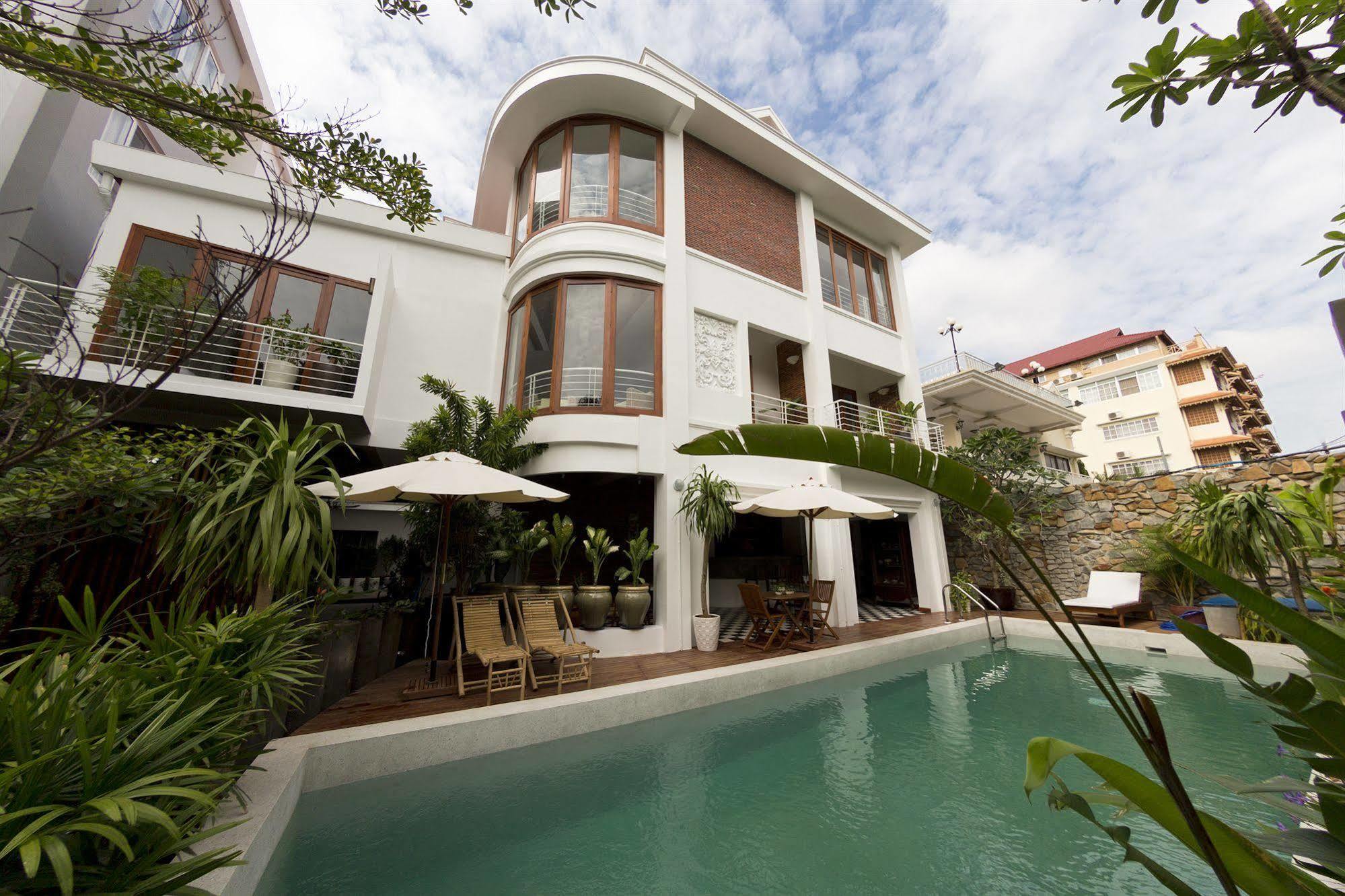 Casa Villa Independence Phnom Penh Exterior foto